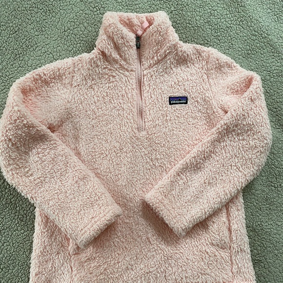 Patagonia Other - Patagonia sweater